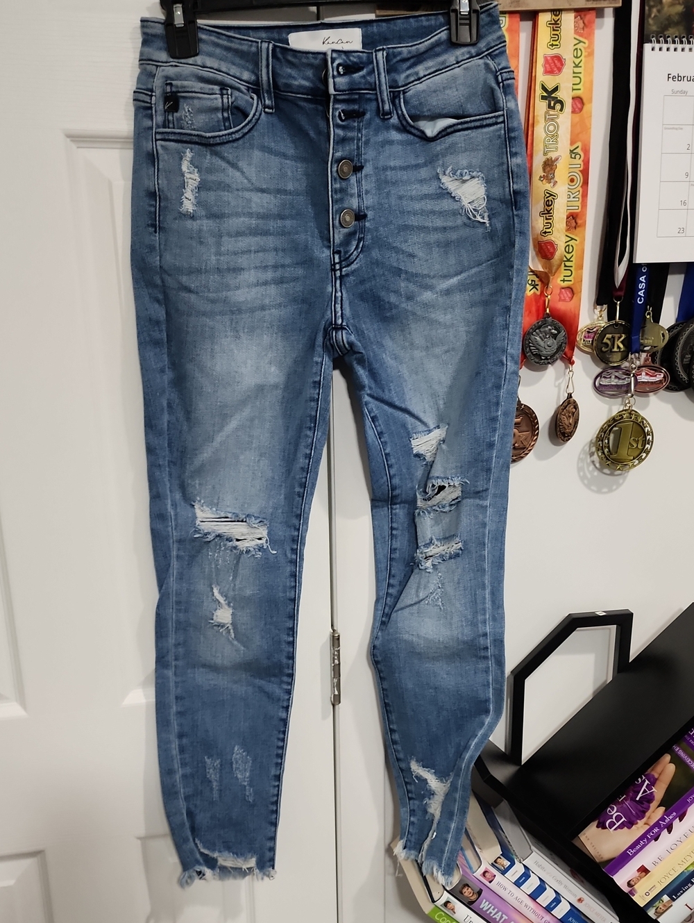 Women’s Distressed Blue Skinny Jeans